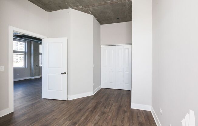 1 bed, 1 bath, 713 sqft, $2,750, Unit 3833-401