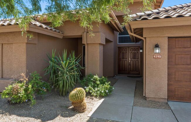 Ironwood Village - Completely Remodeled Interior, Single Level with Pool!