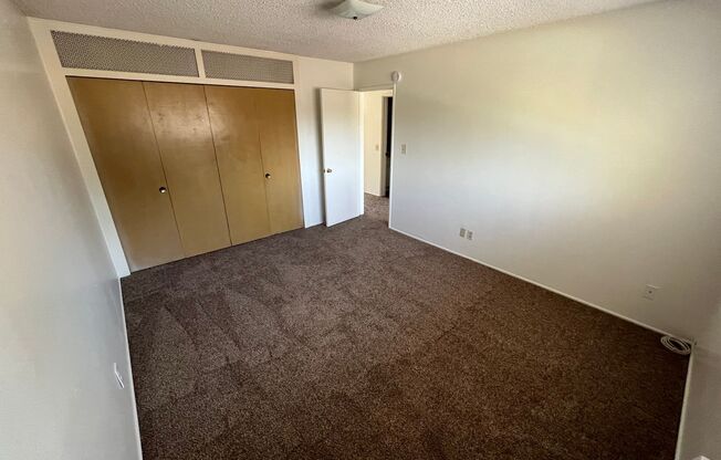 2 beds, 1 bath, $1,695