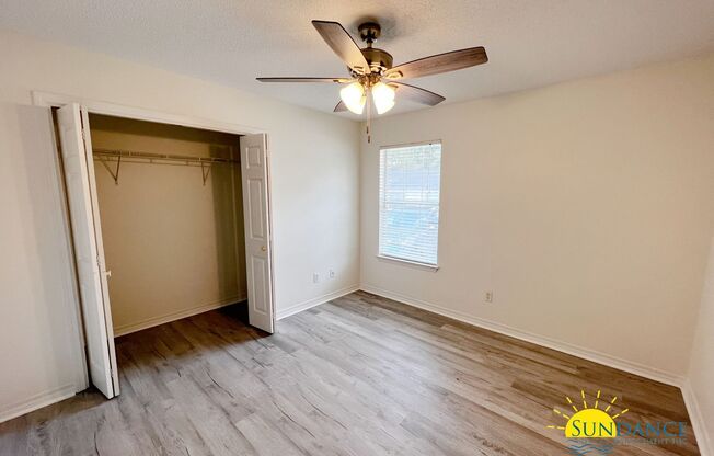 2 beds, 1 bath, $1,100