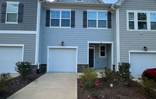 Like-New Townhouse in Holly Springs AVAILABLE NOW