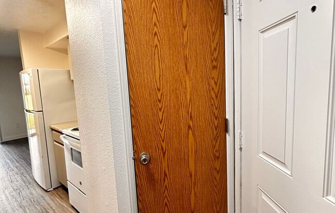 2 beds, 1 bath, 902 sqft, $1,375, Unit W - 053