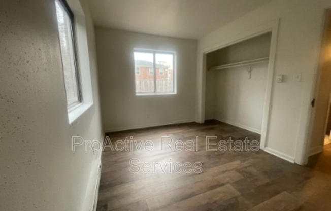 1020 37 ST