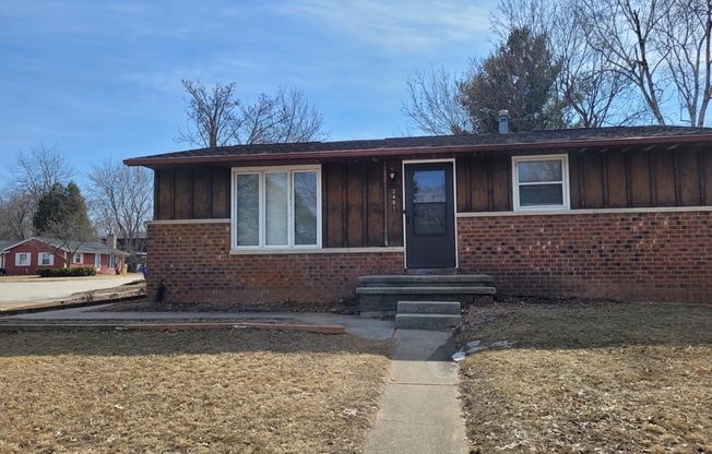 2461 HE NIS RANGE LN