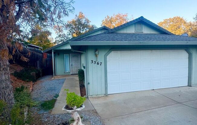 Quiet Home Located in Shasta Lake