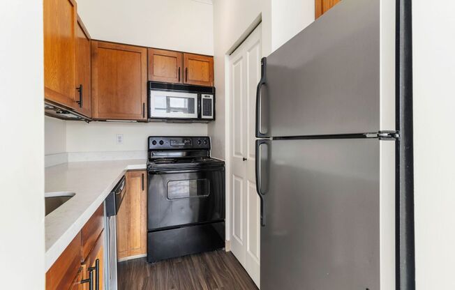 1 bed, 1 bath, 468 sqft, $2,025, Unit 502