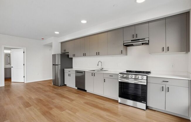 2 beds, 2 baths, 938 sqft, $2,325, Unit 201