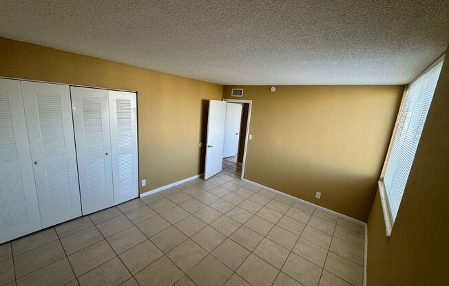 3 beds, 2 baths, $2,600, Unit Bech Sunshine LLC B802