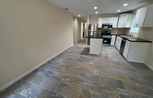 307 W General Stewart Way