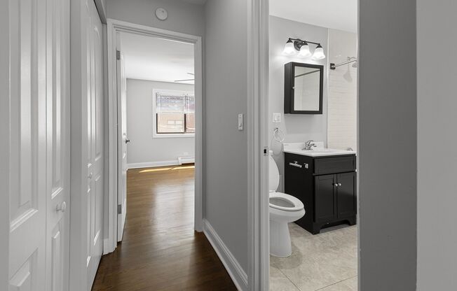 1 bed, 1 bath, 581 sqft, $1,850, Unit 506