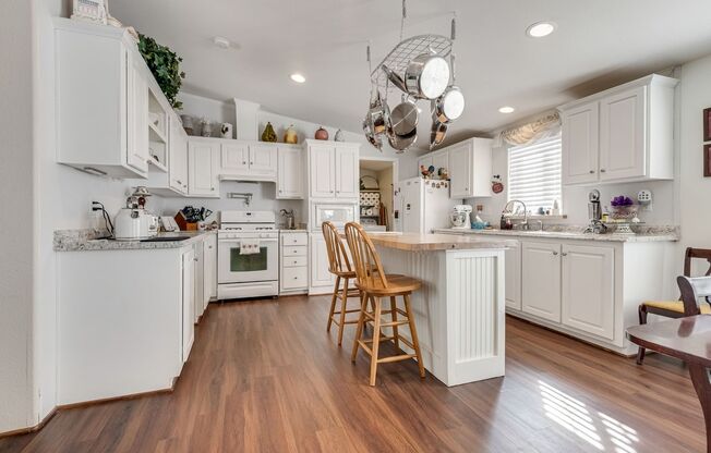 Charming Furnished Home in Age-Restricted Community – Just Bring Your Toothbrush!