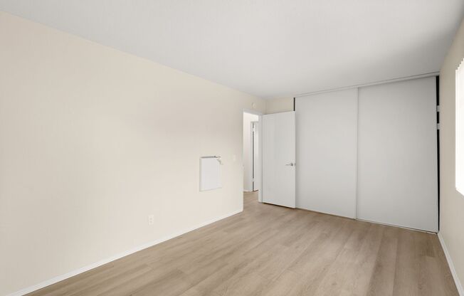 2 beds, 1 bath, 800 sqft, $2,150, Unit 01