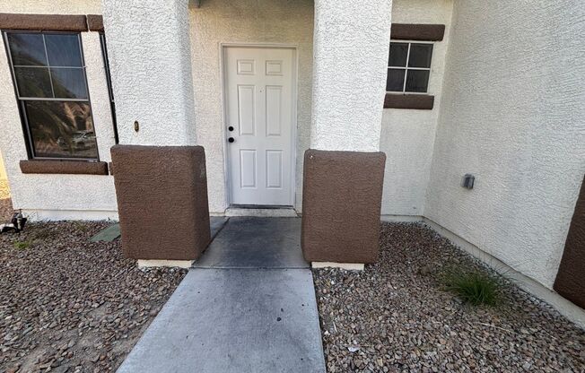 Spacious 4Br/3Ba Home in Galena Pointe – in North Las Vegas
