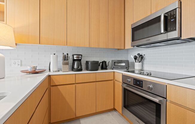 2 beds, 2 baths, $6,000, Unit # 3709