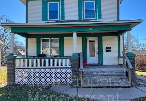1321 GARFIELD ST
