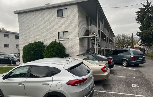 Newly Renovated One Bedroom One Bath Near BYU