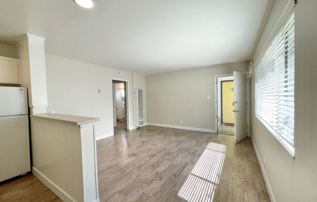 2307 I Street