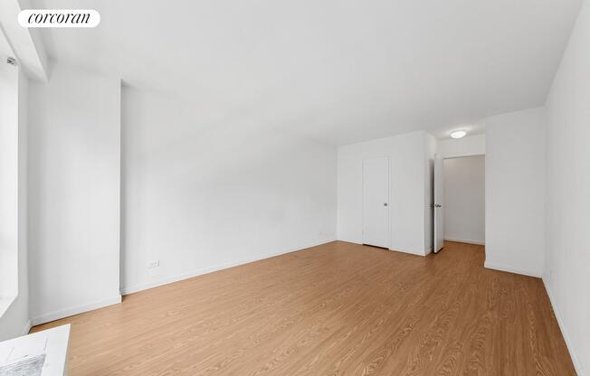 1 bed, 1 bath, $4,900, Unit 11D