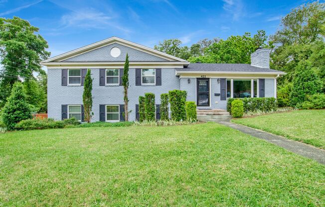 Charming 4 Bed/3 Bath Home between East Hill & Cordova Park