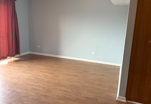 11925 S LAWNDALE AVE