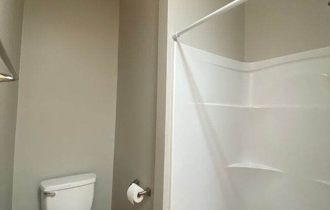 2 beds, 1 bath, $1,350, Unit #302 (8)