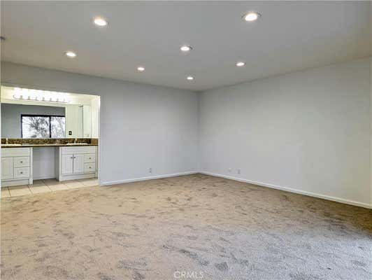 3 beds, 3 baths, 1,977 sqft, $3,795