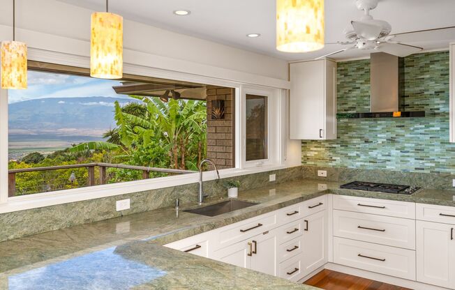 Beautiful Custom Built Home in Wailuku Heights, 2 Bed/3 Bath with Flex Room, Magnificent Ocean/Mountain Views