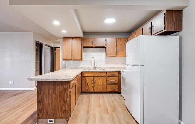 2 beds, 1 bath, 850 sqft, $1,249, Unit I107