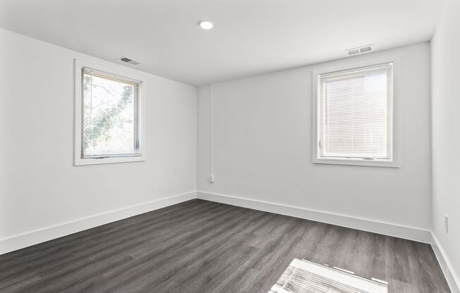 3 beds, 2 baths, 788 sqft, $3,580, Unit 6701-207