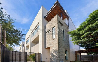 1109 BONNER ST