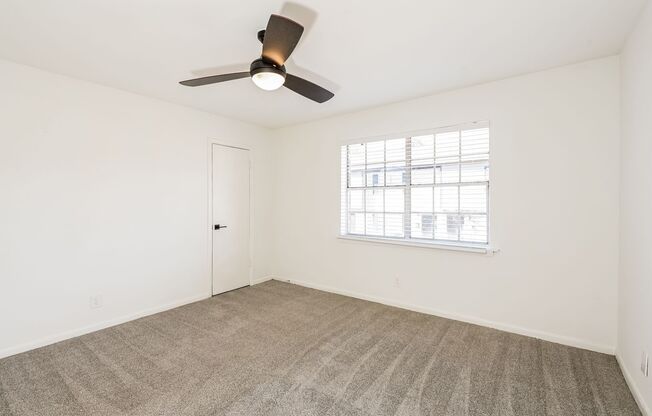 2 beds, 1.5 baths, 1,100 sqft, $1,375, Unit E23