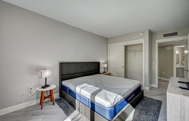 1 bed, 1 bath, $2,000, Unit # 245