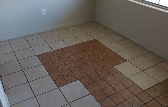 1 Bedroom in Central Orlando!
