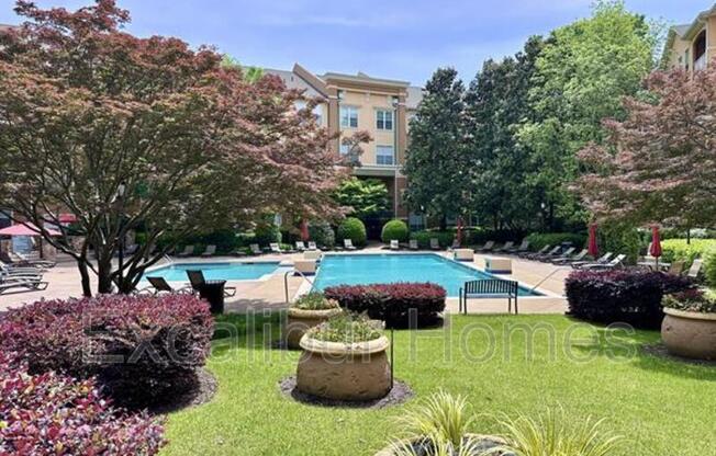 10 Perimeter Summit Boulevard NE
