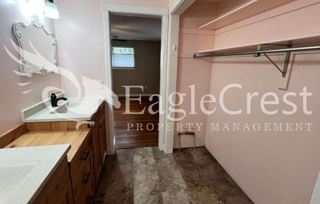 2 beds, 2 baths, $1,895