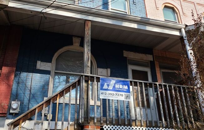 4 bedroom South Oakland House!