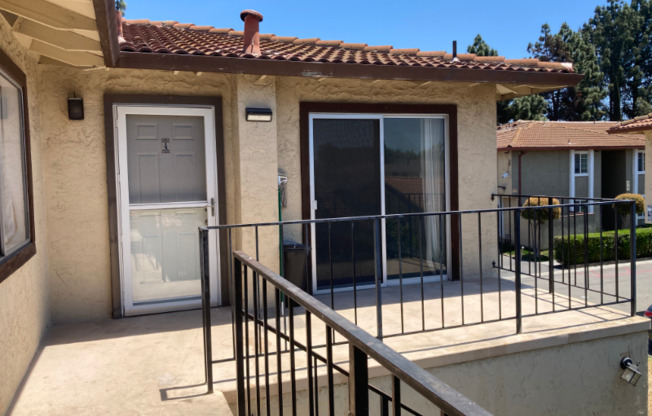 1518 Moorpark Ave #4