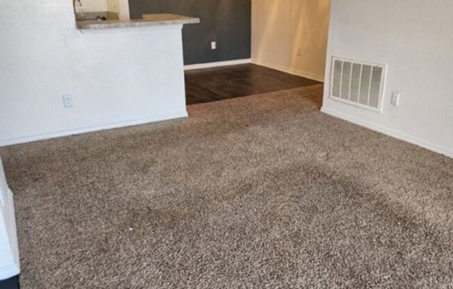 1 bed, 1 bath, 759 sqft, $849