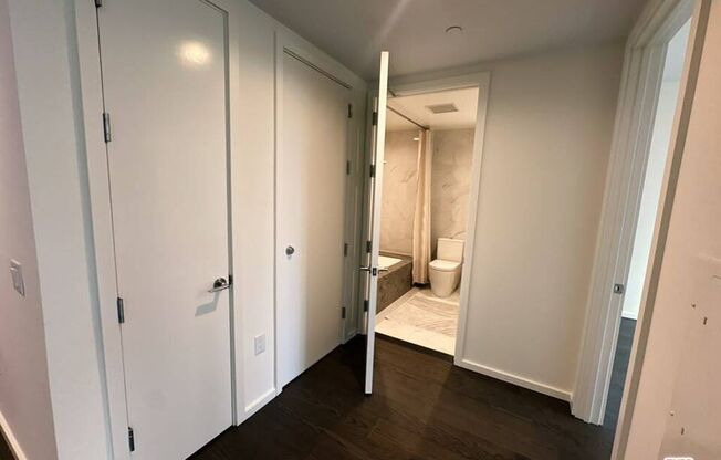 2 beds, 2 baths, 1,343 sqft, $5,003, Unit 1008