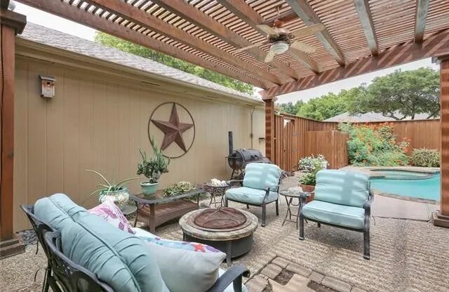 2403 BLUE CYPRESS DR