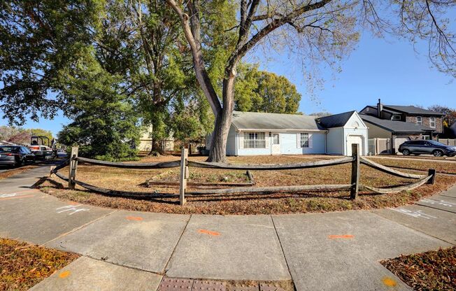 **Charming Ranch-Style 2-Bedroom Home with Spacious Backyard in Dover, DE**