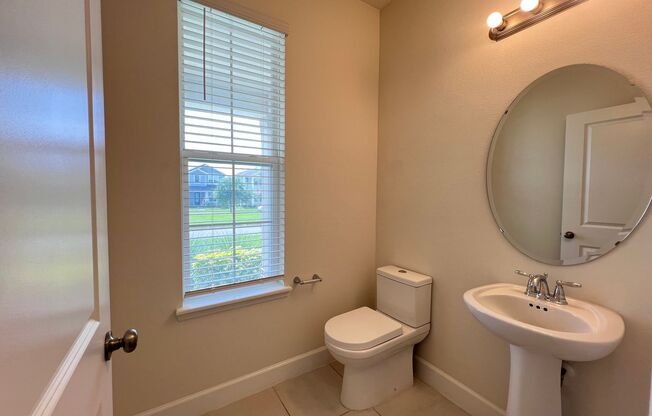 Gorgeous Furnished Home in Winter Garden!