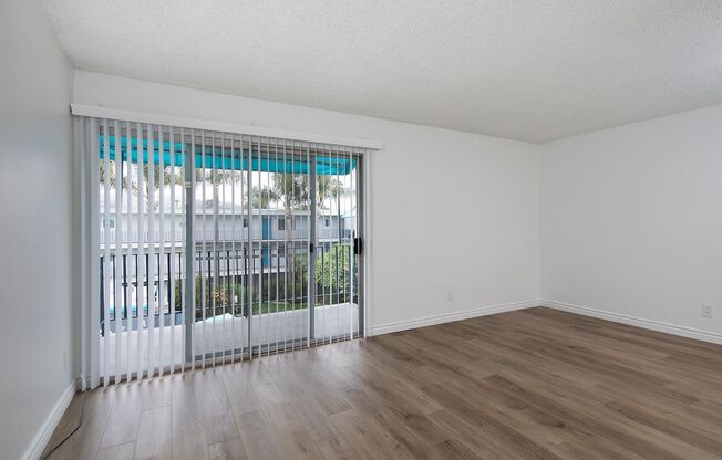 1 bed, 1 bath, 844 sqft, $2,495, Unit 302