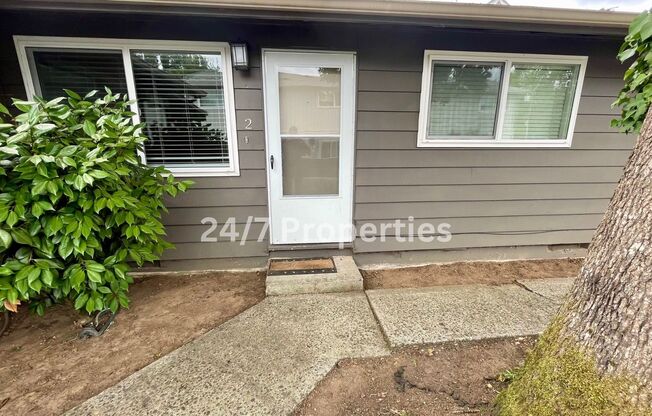 1 bed, 1 bath, $1,295