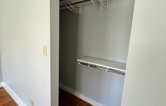 1 bed, 1 bath, 1,100 sqft, $1,295