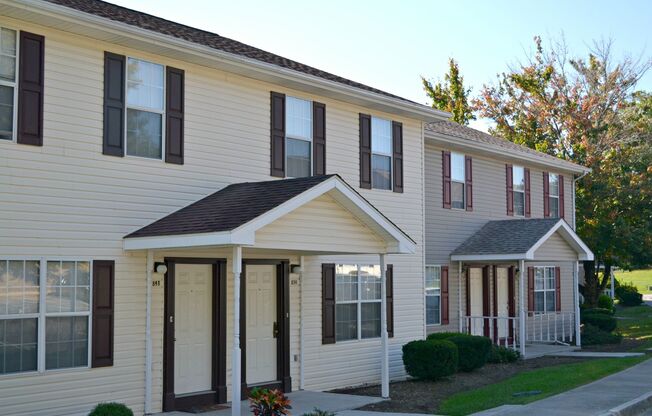 Rutherford Townhomes 4 Bedroom w/Den 3 Bathroom