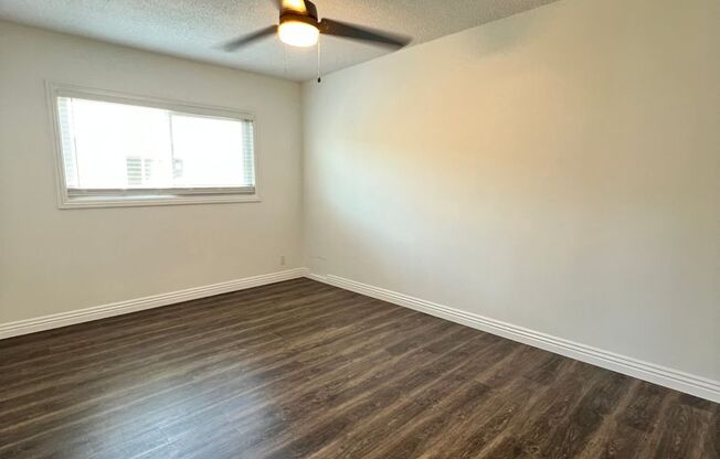 10222 S Dixon Ops
