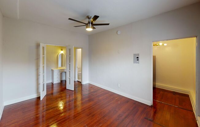 Ashmont Apartments...Art Deco Building...Newly Remodeled Apartments...CALL NOW!