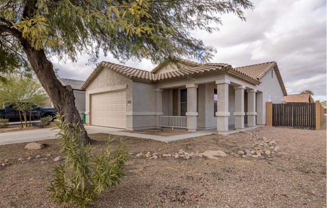 4Bed/2Bath House in Maricopa! Move-In Ready on 11/12/2026!
