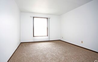 1 bed, 1 bath, 700 sqft, $825, Unit 801 West Crestwood Drive Apt 201